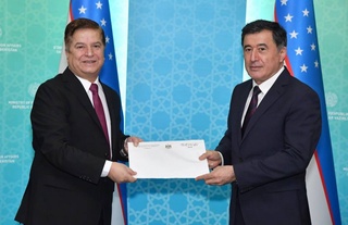 Владимир Норов Фаластин Давлатининг Фавқулодда ва Мухтор Элчисини қабул қилди