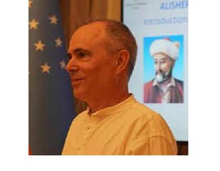 Britaniyalik shoir Endryu Staniland - oʻzbek adabiyotiga oshufta tarjimon