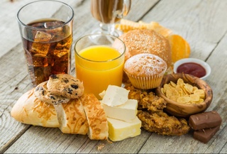 Названы самые вредные для печени продукты