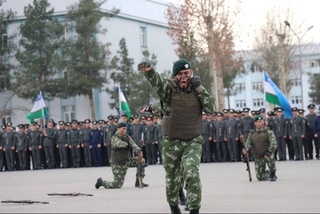 Представители СМИ Навоийской, Джизакской и Самаркандской областей посетили Специальный учебный центр по подготовке младших специалистов в Самарканде