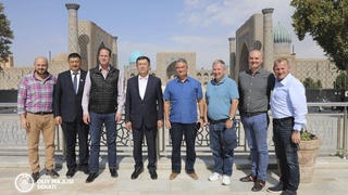 Делегация Конгресса США в входе визита в Узбекистан посетила Самарканд