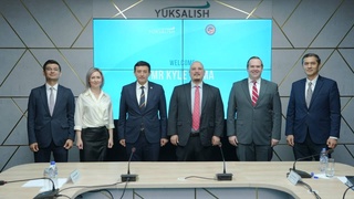 Председатель движения «Юксалиш» встретился с представителями Госдепартамента США