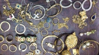 Коронавирус фонида туркиялик келинлар олтину кумушга бурканмоқда