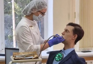 Бўлажак стоматологлар ишини баҳоловчи робот яратилди