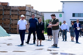 Председатель Сената побывала в ряде районов Ташкентской области