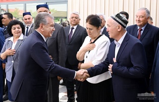 President visits the Three Generations Park