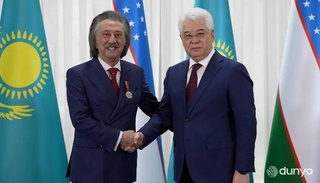 Народный артист Узбекистана Фаррух Закиров награжден орденом «Достык» II степени Республики Казахстан