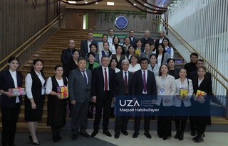 Китапсүйерлерге аўқам саўғасы