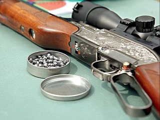 В Узбекистане внесены изменения в порядок лицензирования оборота оружия