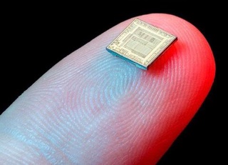 Хитойда одамга «ҳушёрлик чипи» ўрнатилди