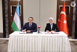 Подписан меморандум о взаимопонимании с Министерством по делам семьи и социальных услуг Турции