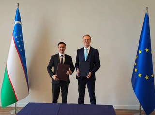 Подписано Межправительственное соглашение о международных автомобильных перевозках между Узбекистаном и Эстонией