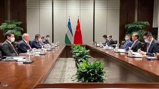 Абдулазиз Камилов и Ван И обсудили строительство железной дороги «Китай - Кыргызстан - Узбекистан»