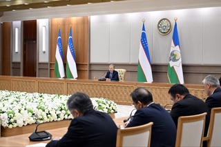 Фармқўмитада оддий термометрни ҳам, МРТ ускунасини ҳам рўйхатдан ўтказишга 4-5 ой вақт кетмоқда