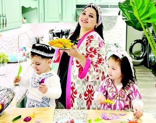 Олисларда ҳам она юрт билан биргамиз