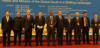 Директор ИСМИ: Консолидация и объединение в решении общих проблем - гарантия всеобщего благополучия и процветания