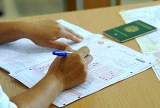 В Узбекистане почти половина абитуриентов, сдавших тесты в вузы, не смогли набрать проходной балл