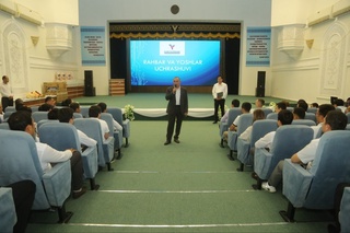 Yoshlarga eʼtibor katta