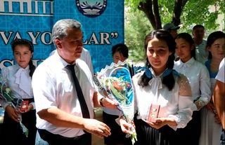 Үстіміздегі  оқу  жылында  98221 бітіруші  алтын, күміс  медальмен  марапатталды