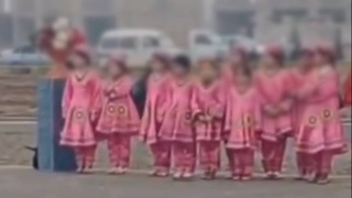 Oʻquvchilarni yupun kiyimda tadbirga jalb qilganlar jazolandi