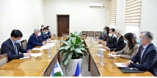 Cоғлиқни сақлаш вазири Франция делегацияси билан учрашди