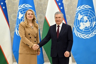 Президенти Ӯзбекистон роҳбари Комиссияи иқтисодии аврупоии СММ-ро қабул кард