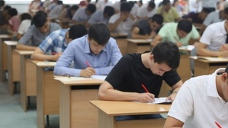 Chet tilidan kasbiy (ijodiy) imtihon oʻtkaziladigan taʼlim yoʻnalishlari tasdiqlandi