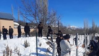 Ўзбекистондаги ёнғинни ўчиришга Қирғизистондан сув олиб келинганига муносабат билдирилди