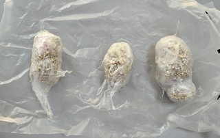 Фарғонада қарийб 500 млн сўмлик заргарлик буюмларини олиб кирмоқчи бўлган шахс ушланди