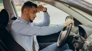 Олимлар ишга узоқ йўл юриш психикага салбий таъсир кўрсатишини аниқлашди