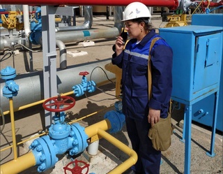 Завод ва нефть базаларда 4 минг нафарга яқин хотин-қизлар фаолият юритмоқда