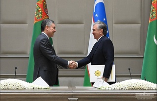 A solid package of documents signed during the visit