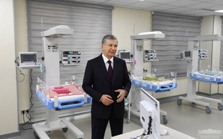 Шавкат Мирзиёев: Юқумли касалликлар тарқалмаслиги учун огоҳ, ҳушёр, тайёр бўлишимиз керак