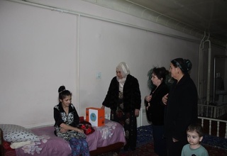 Front ortida xizmat qilganlar, ijtimoiy himoyaga muhtoj keksa avlod vakillari — e'tiborda