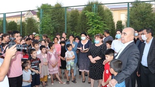 Зойир Мирзаев Қамашидаги меҳрибонлик уйида бўлди