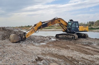 Чирчиқ дарёсидан ноқонуний қум шағал қазиб олиш ҳолати аниқланди