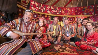 «Бахшичилик санъати» Инсоният номоддий маданий меросининг Репрезентатив рўйхатига киритиш масаласи муҳокамада