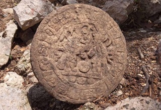 Археологлар Мексикада 1200 йиллик спорт таблосини топишди