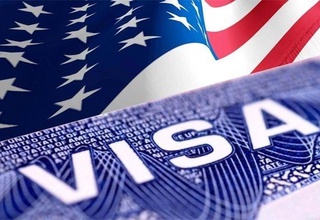 Проверять соцсети будут у желающих получить визы США