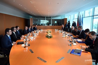 “Кучли сиёсий дипломатия: очиқ мулоқот учун янги майдонлар”