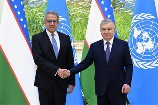 Президенти Ӯзбекистон директори тозаинтихоби генералии ЮНЕСКО-ро қабул кард