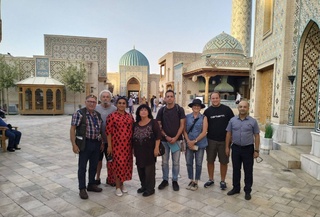 Як гурӯҳ журналистон ва блогерҳо аз Исроил аз Ӯзбекистон дидан карданд