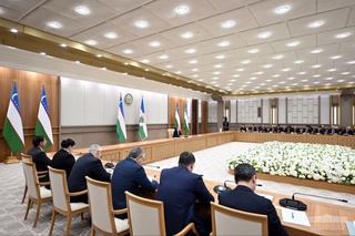 Mahallaga tushib, odamlarimiz va tadbirkorlar muammosini hal qilmagan rahbar ishlamaydi — Prezident