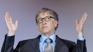 Дунёда Билл Гейтсдан ҳам бой одам бор. Буни унинг ўзи тан олган