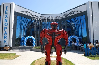 В городе Навои открылся Молодежный технопарк