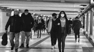 Дунёда коронавирусдан ўлим кўрсаткичи сўнгги тўрт ҳафтада 35 фоизга ошди