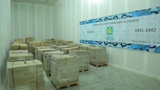 Саудия Арабистони Рамазон ойи муносабати билан 50 тонна хурмо совға қилди