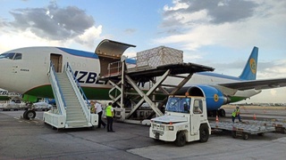 Ўзбекистонга ZF-UZ-VAC вакцинасининг яна 1 миллион доза партияси етиб келди. 