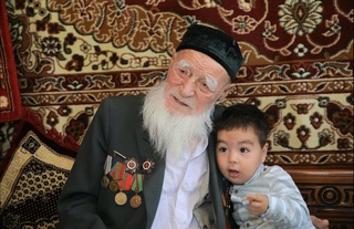 Eʼzozu ehtiromdan umrimga umr qoʻshilmoqda