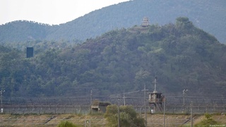 North Korea has suspended noise broadcasts on the border with South Korea